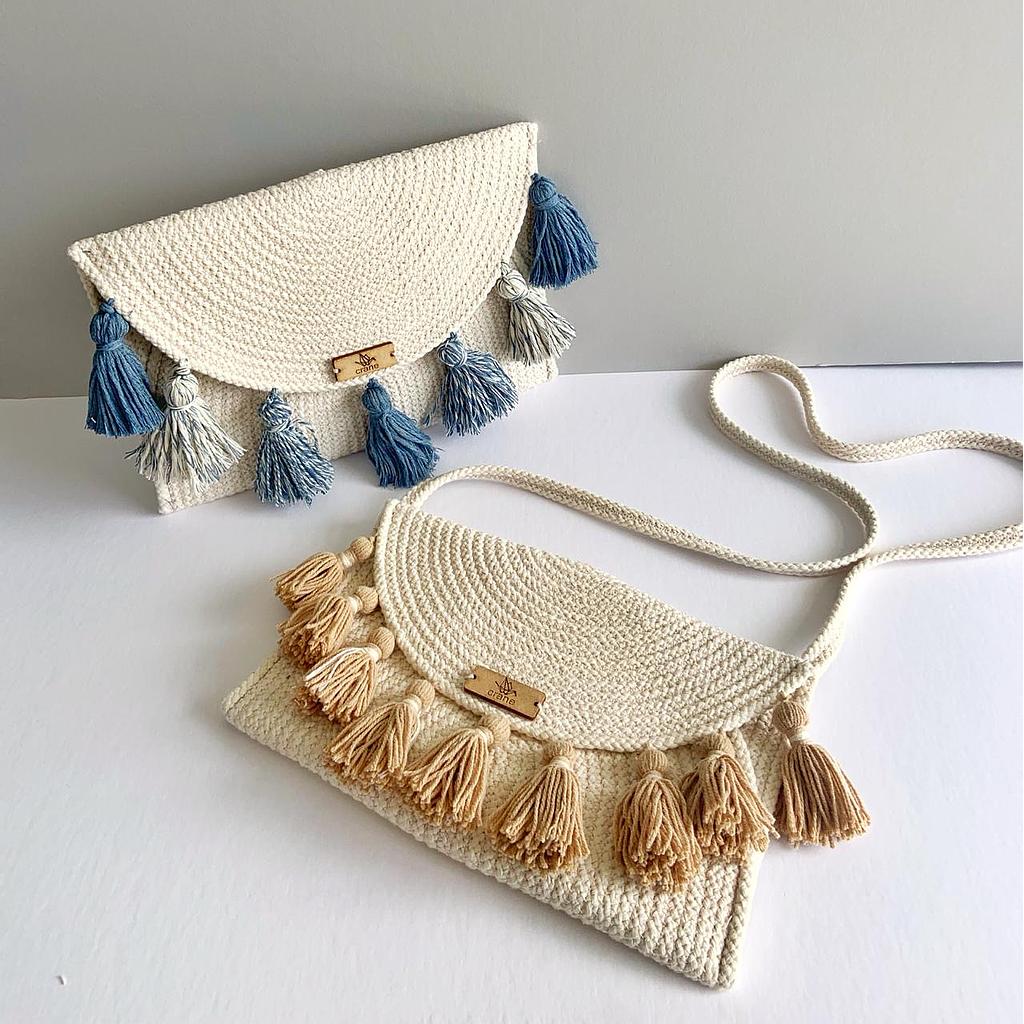 [H-09] Clutch Convertible Crossbody