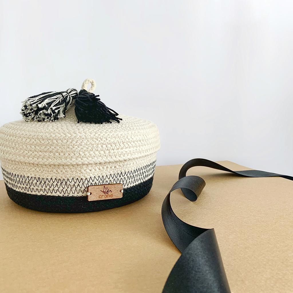 [T-74m] Lidded Basket Mixed