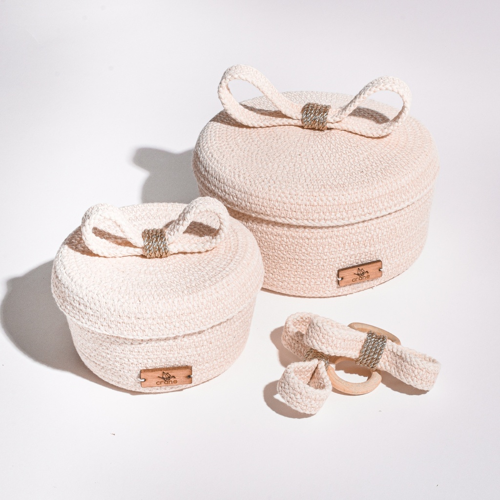 [T-74b] Bow Lidded Basket Ivory