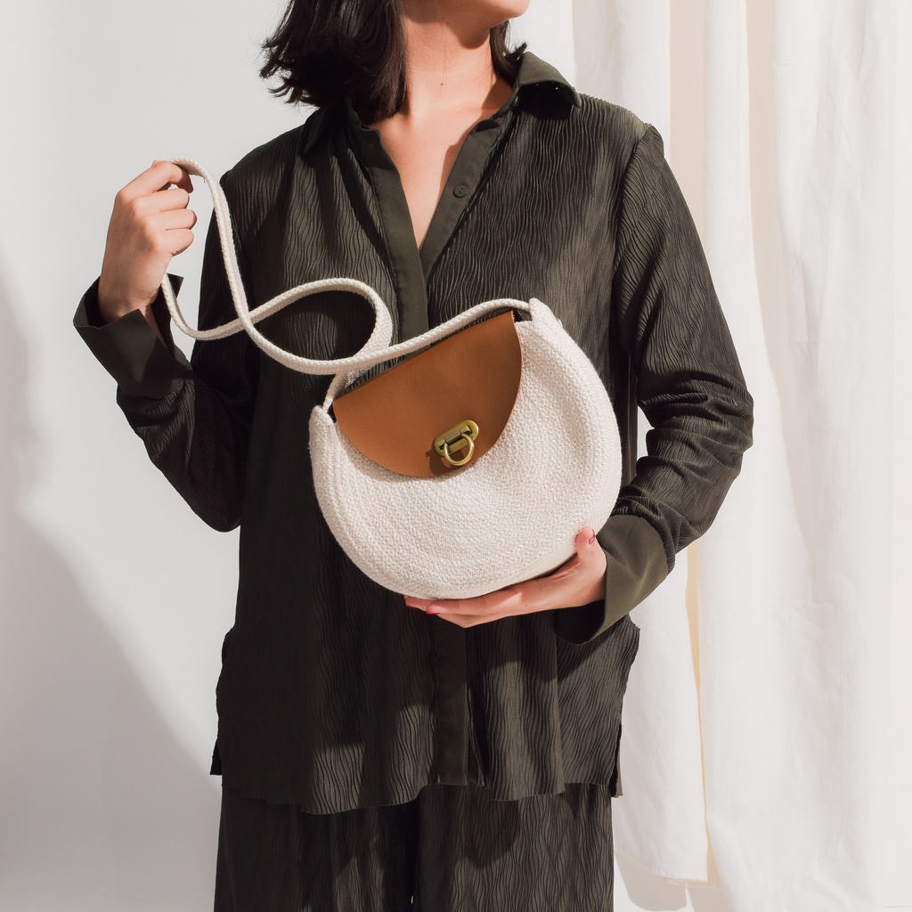 [H-81] Bobbo Shoulder Bag